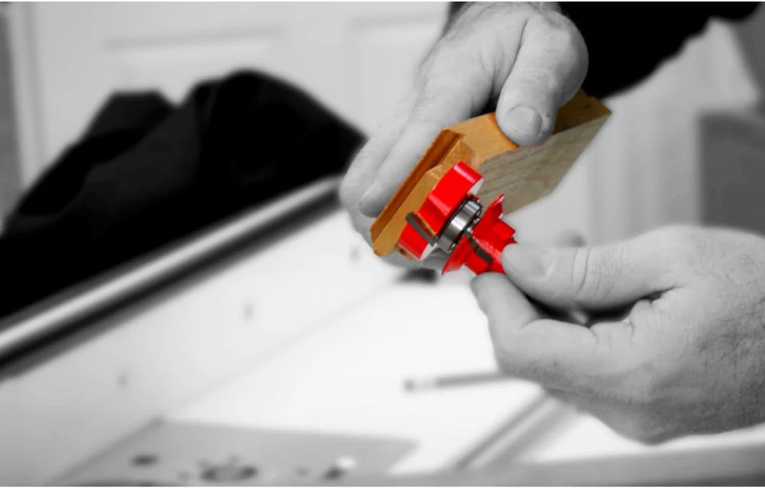 Freud Premier Adjustable Rail & Stile Bit - Round Over Bead with Tico Hi-Density Carbide for Maximum Performance - 1-11/16' Dia., 3-3/4' Length, 9/32' Radius, 1/2' Shank - 99-763