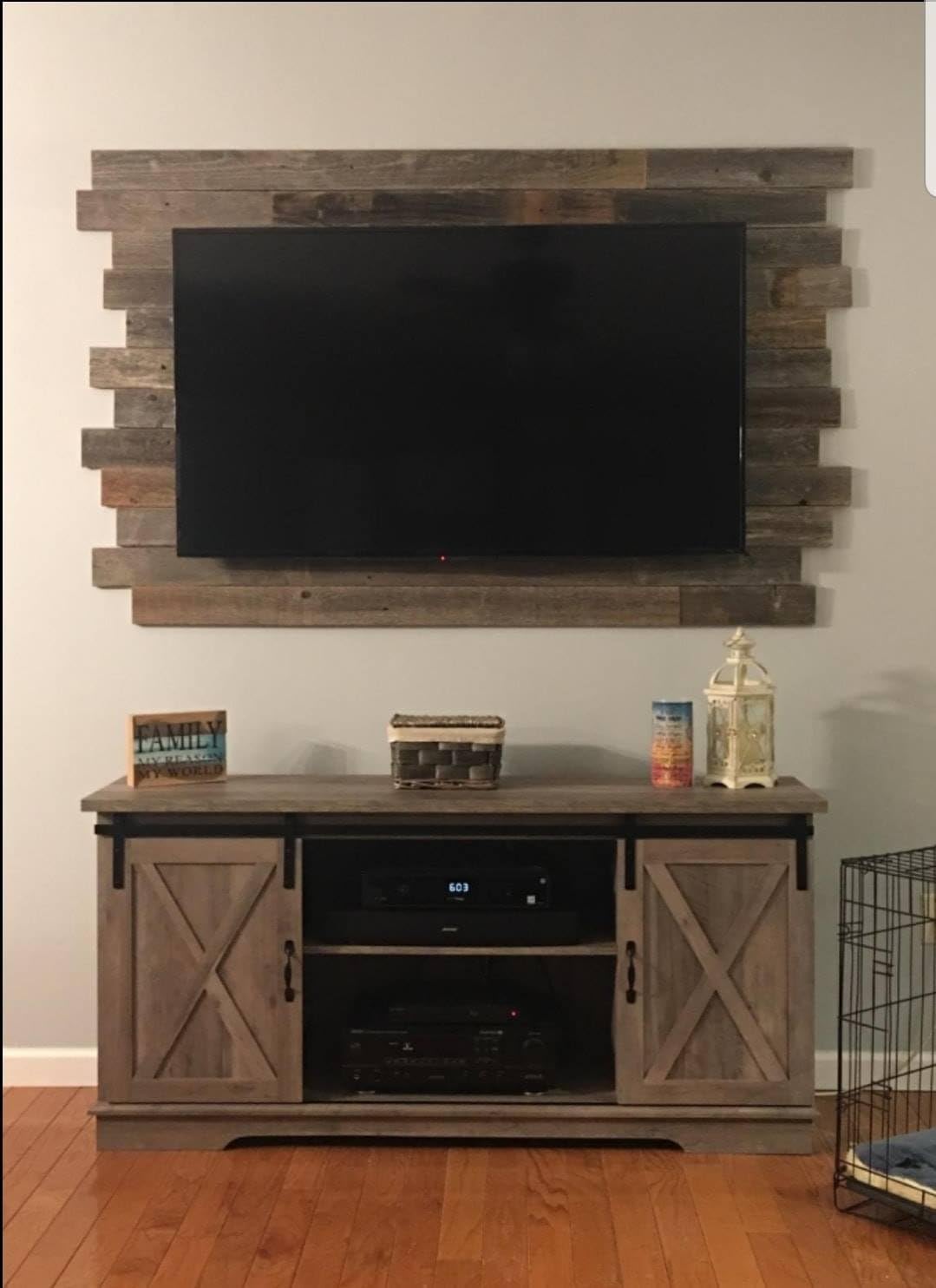 Rockin' Wood Real Wood Nail Up Application Rustic Reclaimed Naturally Weathered Barn Wood Accent Paneling Board Planks for Home Walls (104 Square feet)