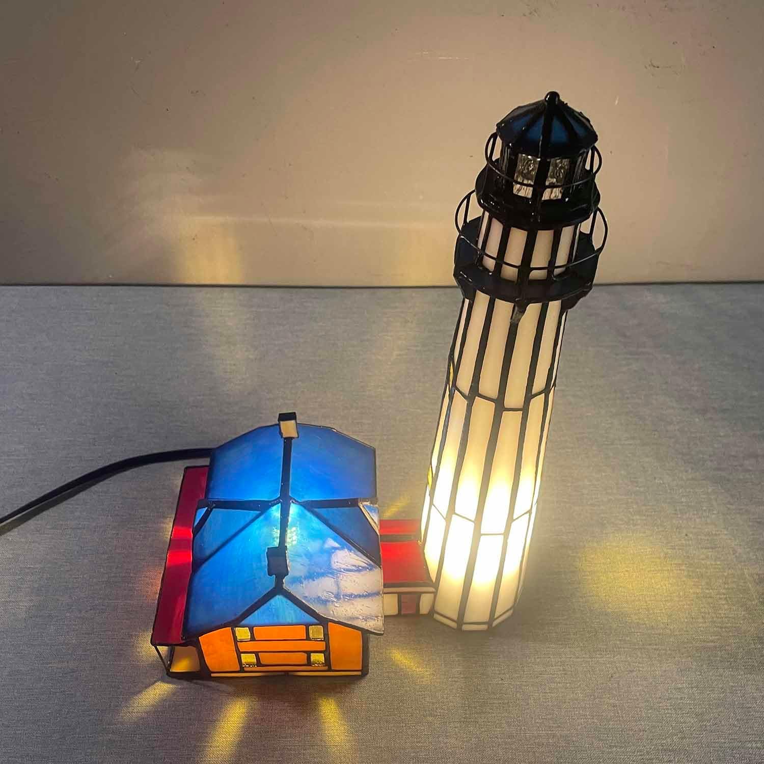 Bieye L10942 St Simons Lighthouse Museum Tiffany Style Stained Glass Accent Table Lamp for Home Decor