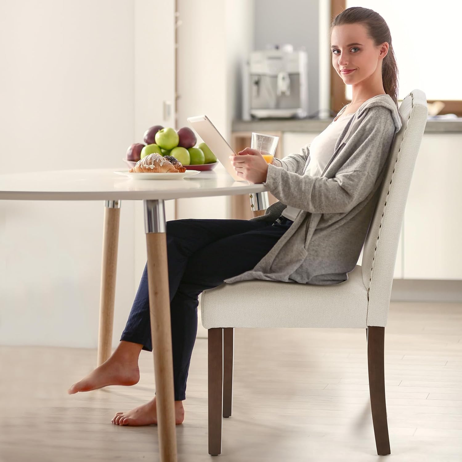 DUMOS Dining Chairs Set of 4, Modern Kitchen Table Chairs with Wooden Legs and Padded Seat for Dining Room/Kitchen/Living Room/Restaurant, Beige