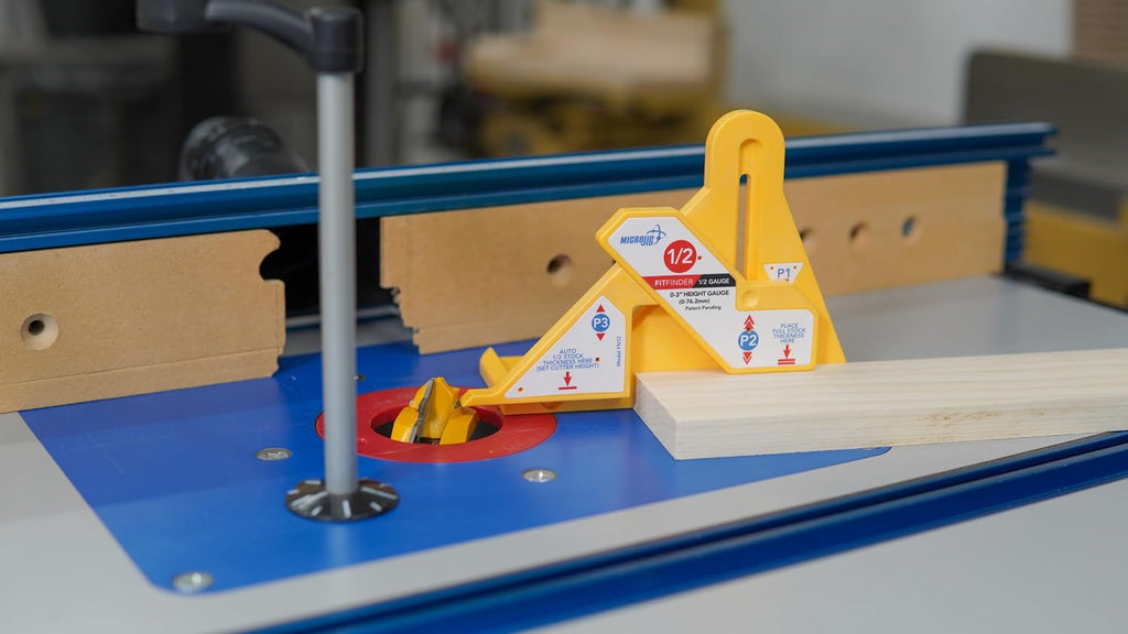 MICROJIG FITFINDER 1/2 Gauge and (R9A) 3/4' Lock Miter Bit with Center Index (1/2' shank) Bundle