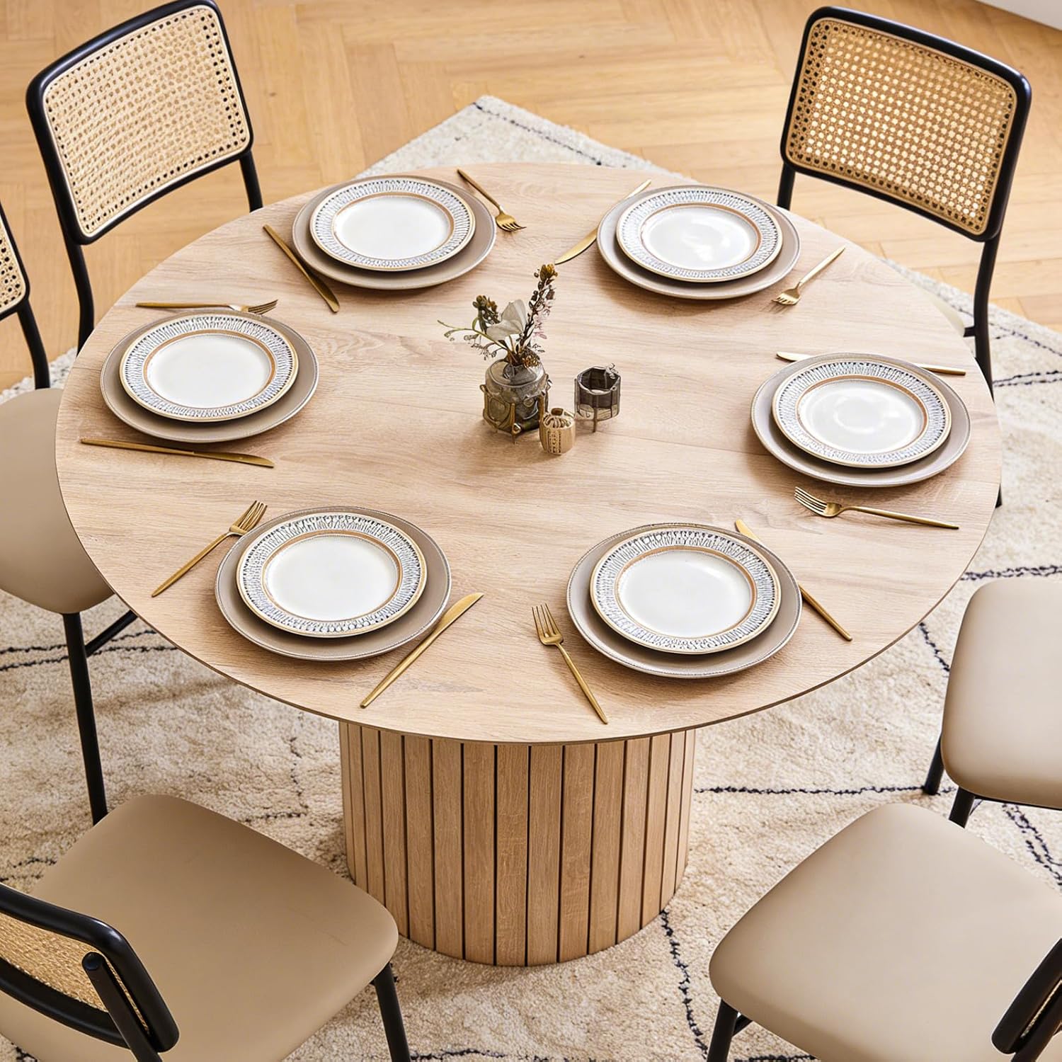 47' Round Dining Table for 4, Farmhouse Kitchen Table [Chamfered Edge Tabletop] Circle Pedestal Dinner Table, φ47.2'x29.5'H, Natural