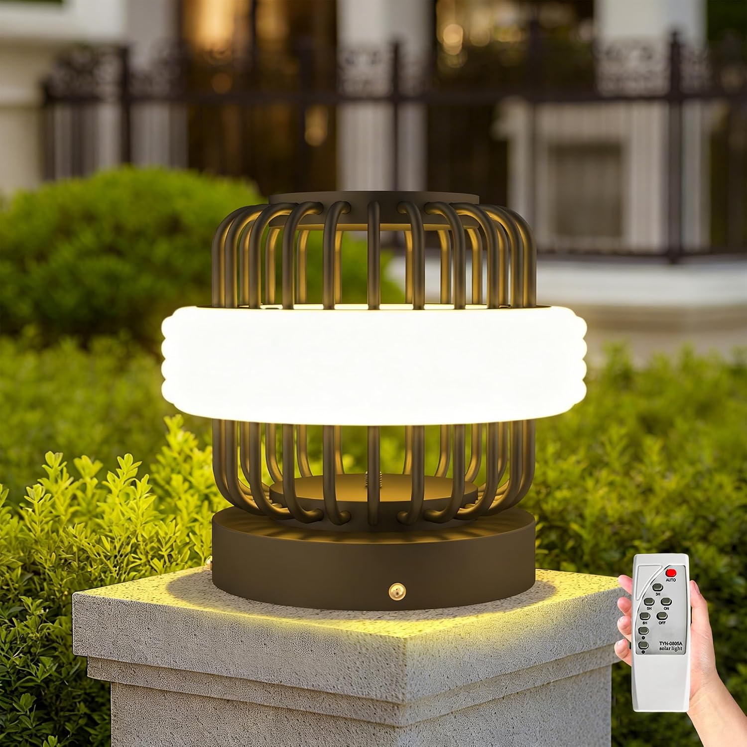 Solar Post Lights with Remote Control, Modern Pillar Light Dusk to Dawn IP54 Waterproof Solar Post Cap Lights with 3200K LED Outdoor Light Fixture for Garden Deck Patio Outside Lighting (Stripe )
