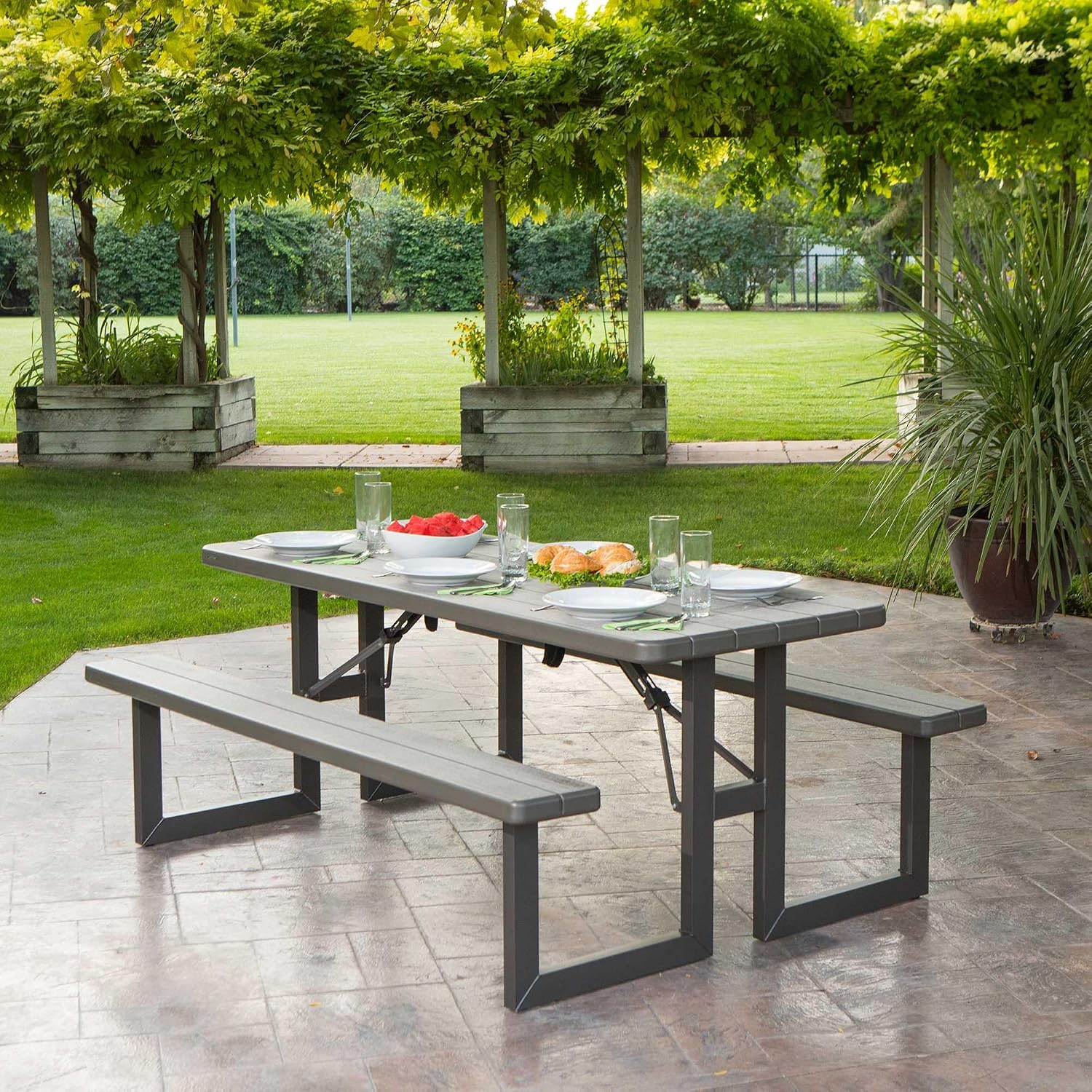 LIFETIME 6-Foot Craftsman Folding Picnic Table
