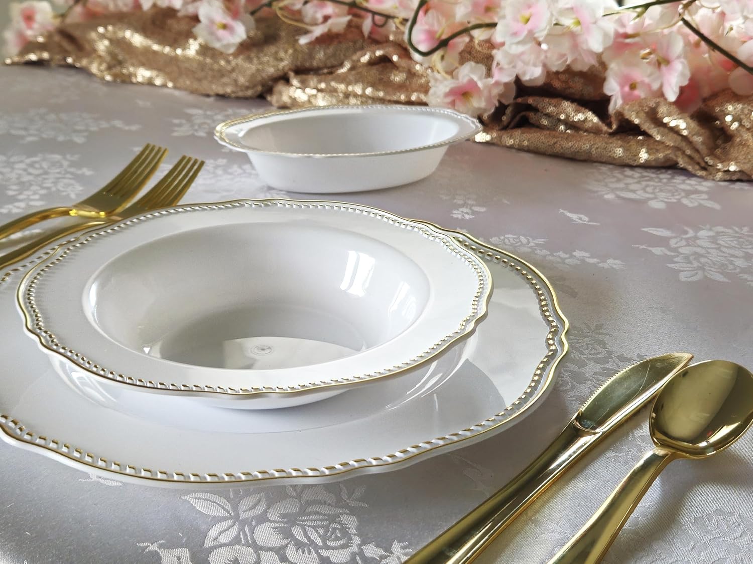 ' OCCASIONS ' 640pcs set (80 Guests)-Heavyweight Wedding Party Disposable Plastic Plate Set -80 x 10.25'' + 80 x 7.5'' + Silverware + Cups + Napkins (Rochelle White and Gold)