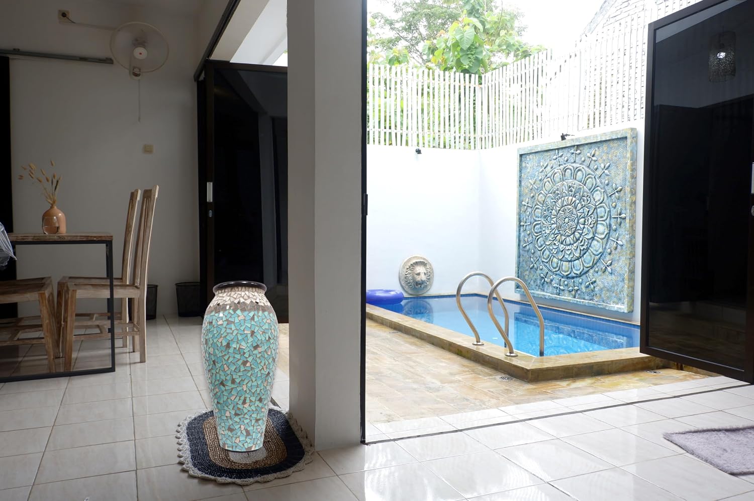 Floor Vase, 24 Inch Mosaic Vase – Tall Cylinder Made of Terracotta with Sky Blue and Teal Glass Mosaic Pieces – Handcrafted Decorative Home Décor Accent Piece for Bedroom, Living Room, Office
