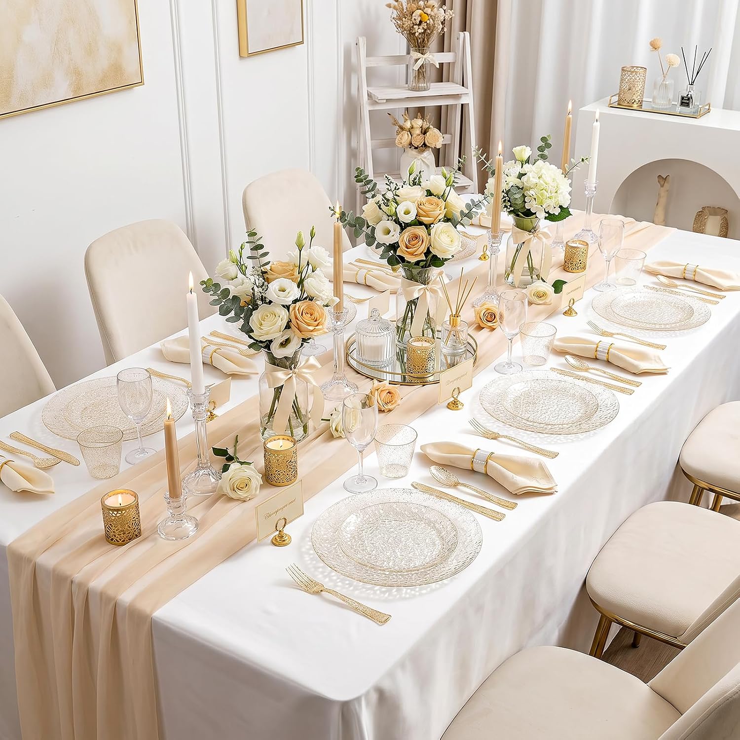 Rubtlamp 700Pcs Gold Glitter Plastic Dinnerware Set, Hammered Clear Plates, Fancy Plastic Plates Include 100 Dinner Platos, 100 Salad Platos, 100 Cups,100 Pack Pre Rolled Glitter plastic Silverware
