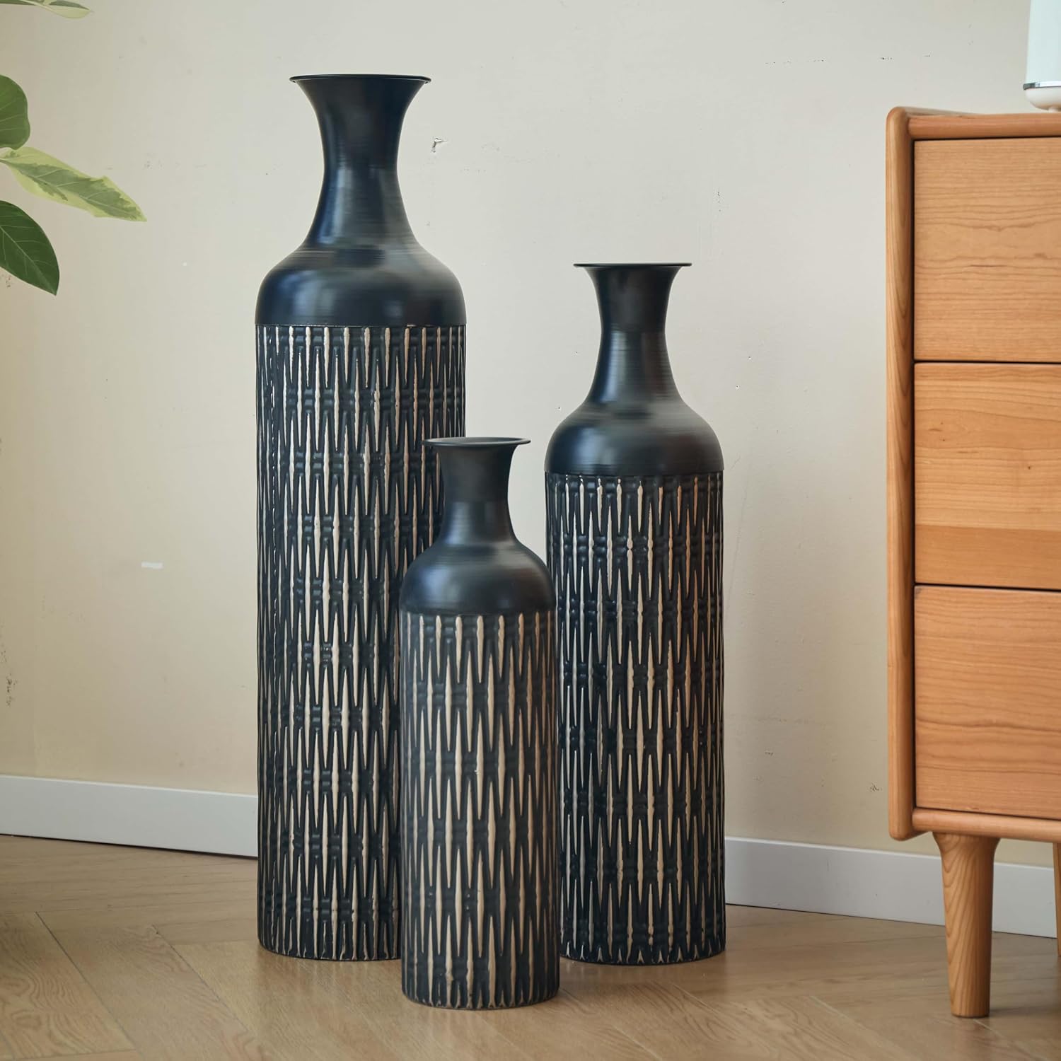 Decorative Metal Floor Vases Set of 3, Tall Black Vases with Textured Pattern for Modern Home Decor, Large Floor Vase for Living Room Entryway, Metal Vases for Pampas Grass (Black- Tall Vases)