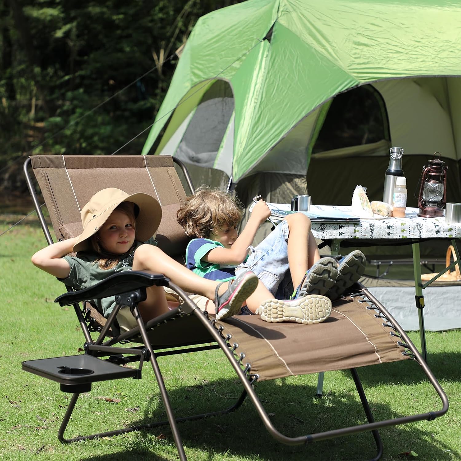 TIMBER RIDGE Oversized Zero Gravity Chair, 33In Wide XXL Zero Gravity Reclining Chair with Side Table, Full Padded Lounge Chair for Outdoor Camping Patio Lawn, Heavy Duty Supports 500lbs, Brown-2 Pack