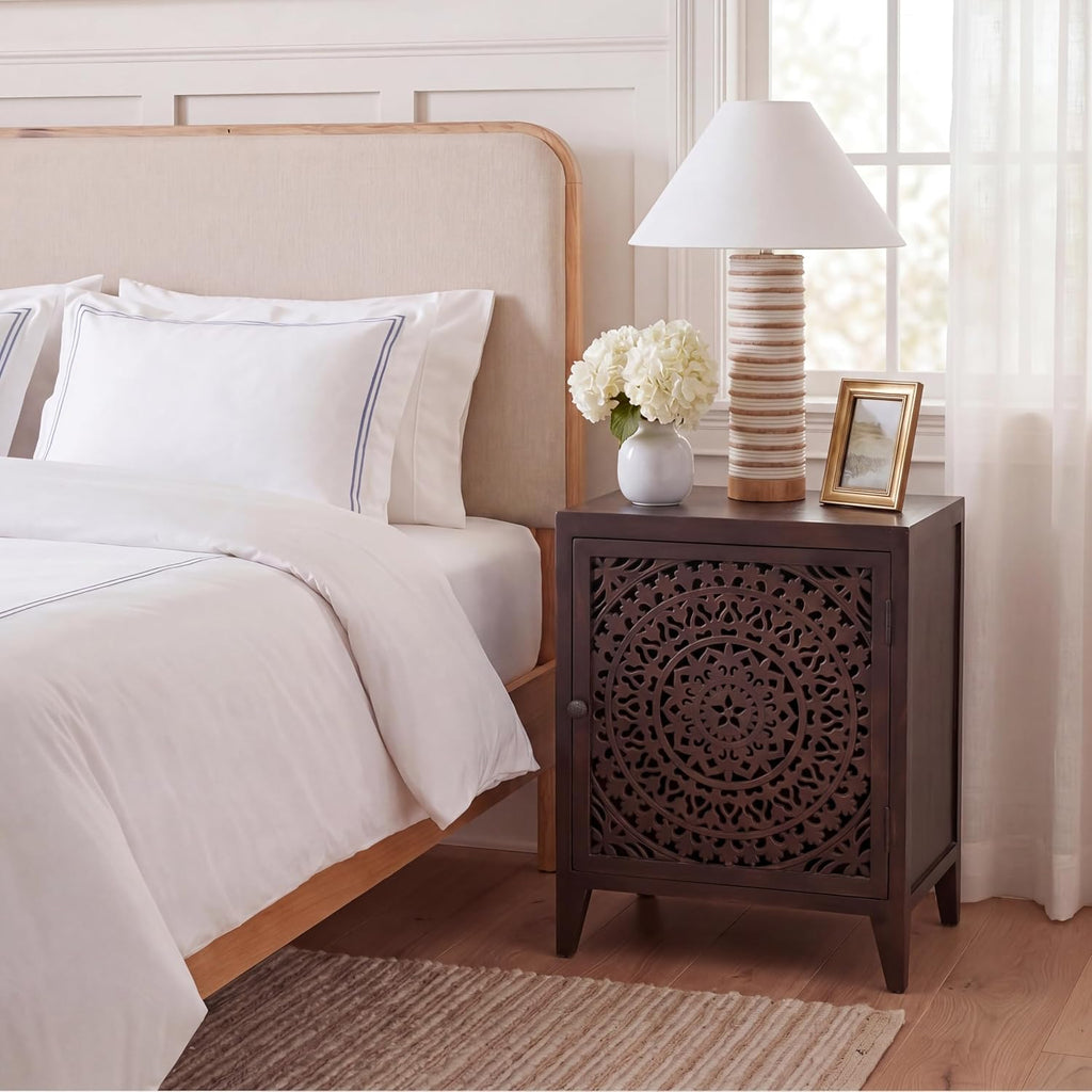 SAFAVIEH Furniture - Thea 1-Door Carved Nightstand - Brown - Mango Wood - Artisan Global Design - Ideal for Bedroom, 20'W x 14'D x 26'H - Fully Assembled (NST5300A)