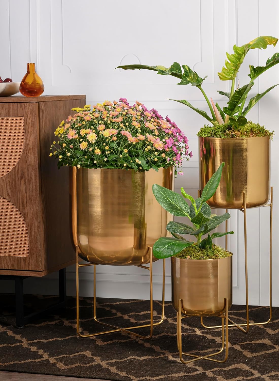 Serene Spaces Living (Set of 4 Short Gold Planter with Detachable Metal Stand, Decorative Indoor Planter Pot, Flower Pots Stand for Living Room, Kitchen, Office, Measures 13' Tall and 7.25' Diameter
