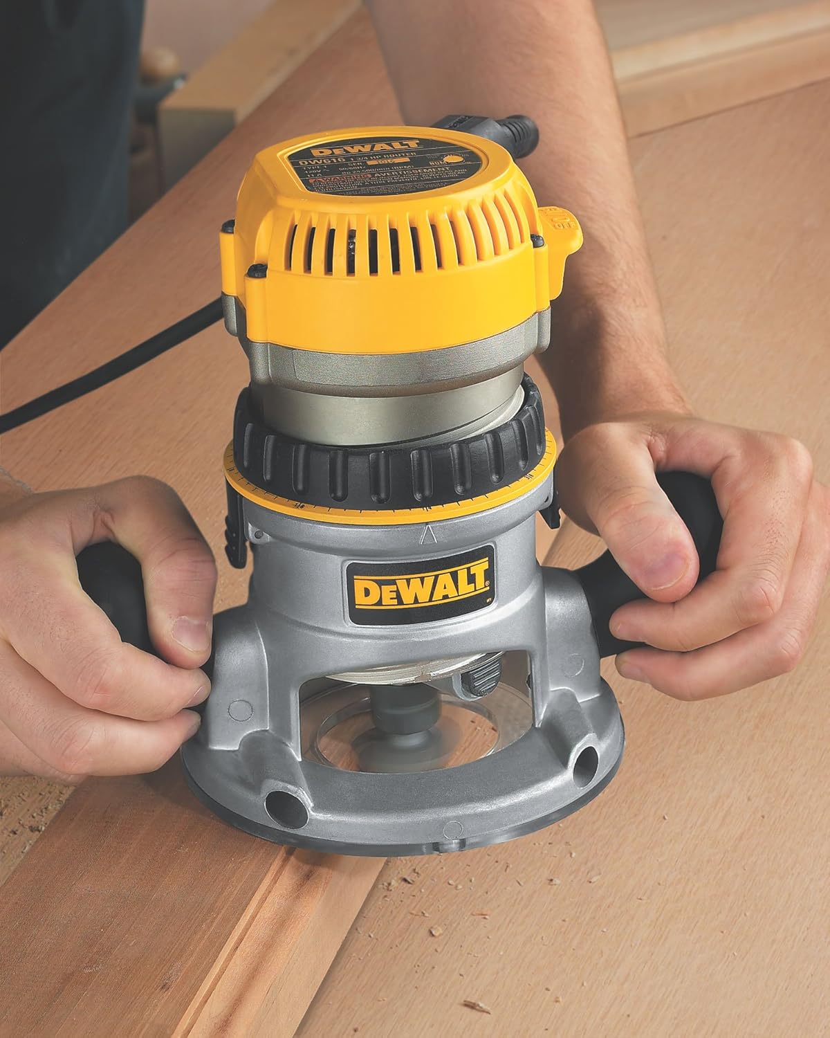 DEWALT Router, Variable Speed, Fixed Base, 2-1/4 HP (DW618K) , Yellow