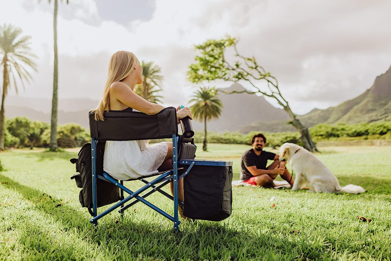 PICNIC TIME Fusion Camping Chair with Side Table and Soft Cooler, Outdoor Foldable Padded Camping Chairs with Cup Holder for Lawn, Beach, & Sports Use for Adults, (Dark Gray Blue Accents)