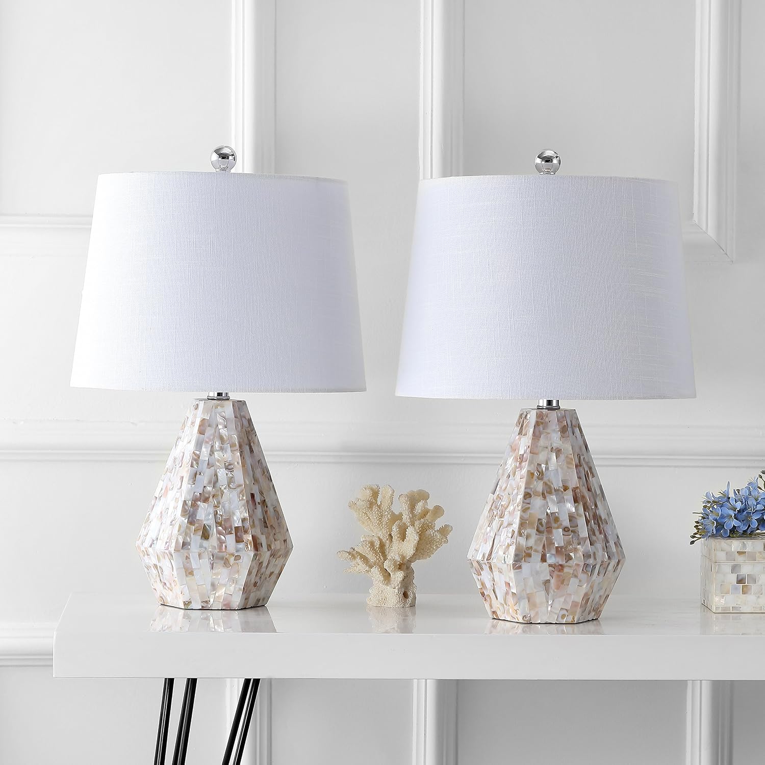 JONATHAN Y 21' Natural Ivory Seashell Mosaic Table Lamp Set of 2, Coastal Geometric Resin Bedside Lamps for Living Room Bedroom, White Linen Drum Shade, LED Bulbs Included JYL4004A-SET2