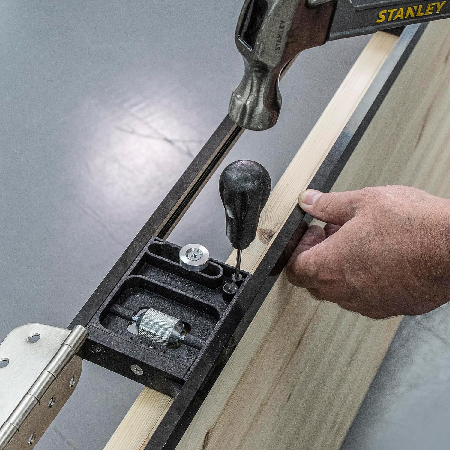 Trend Ultimate Door Installation Kit with 9ft AnyDoor Hinge Jig, T1 Plunge and Trim 1/4 Inch Router, Foot Operated Door Lifter, Door Stand and Router Bit Set, H/JIG/D/B2