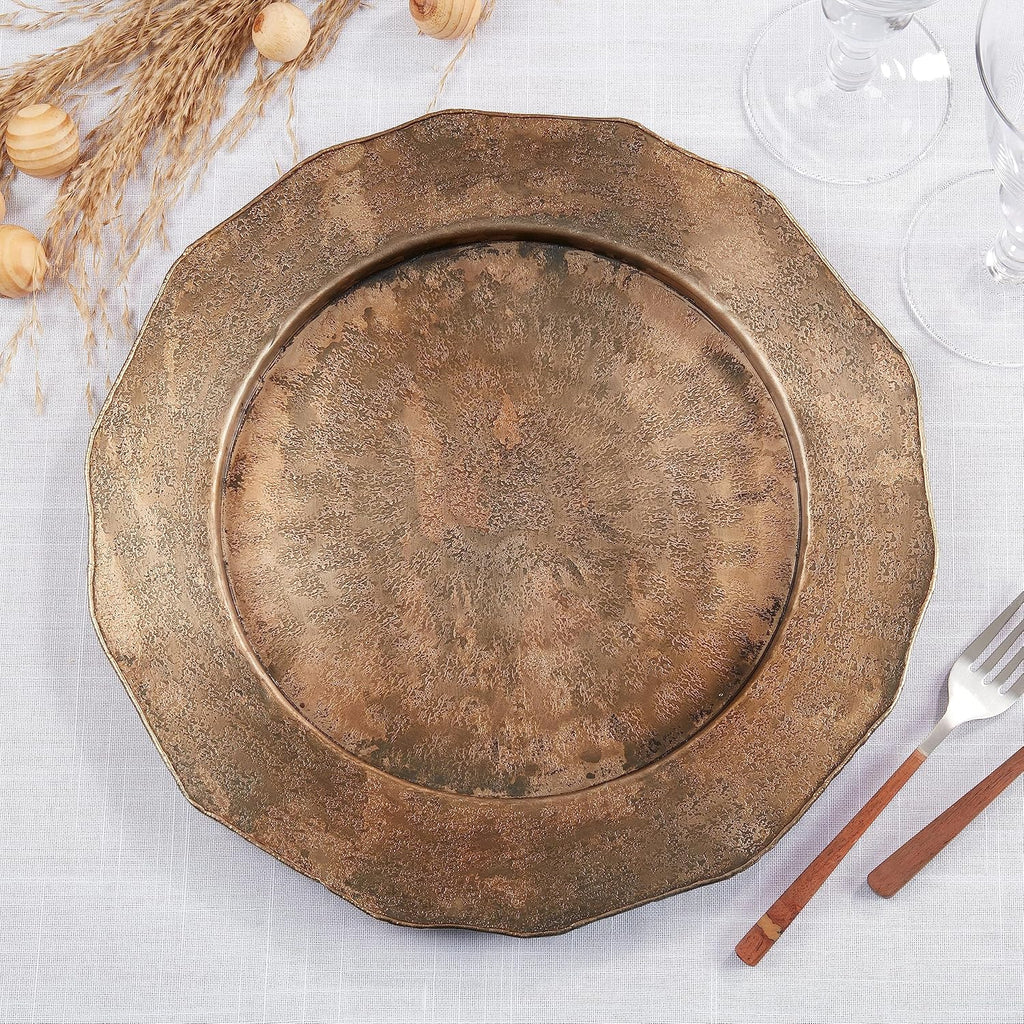 Elegant Hammered Metal Charger Plate with Scallop Edge (Set of 4)